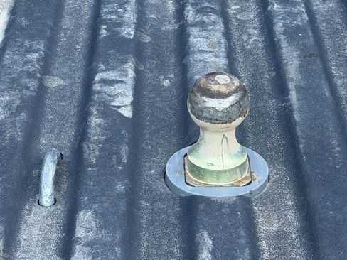 Used 2022 GMC Sierra 2500 AT4 w/ AT4 Preferred Package image 9