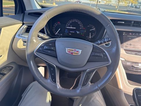 Certified 2019 Cadillac XT5 Luxury image 35