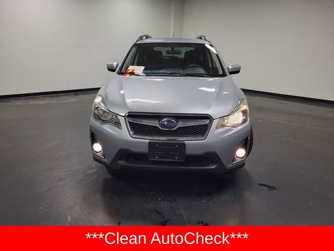Used 2017 Subaru Crosstrek 2.0i Premium image 2