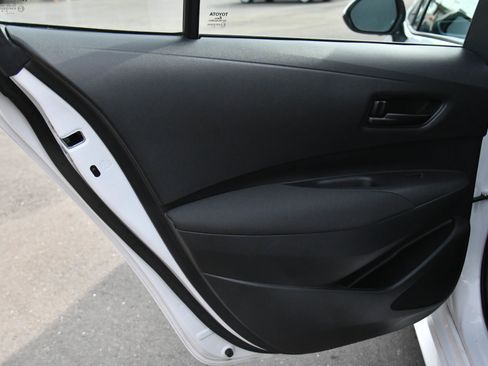 Used 2024 Toyota Corolla LE image 33