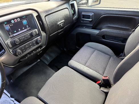 Used 2016 Chevrolet Silverado 3500 LT image 22