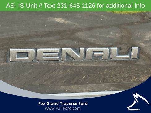 Used 2017 GMC Yukon Denali AWD/4WD image 2