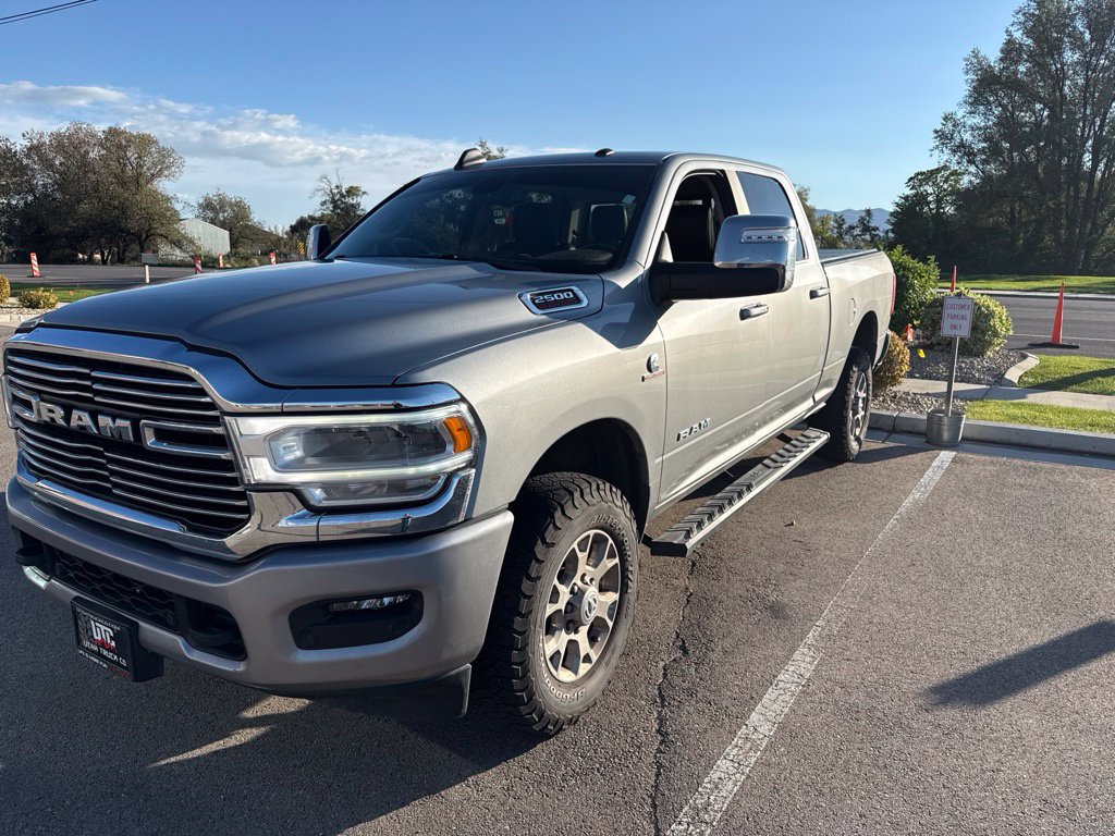 Used 2024 RAM 2500 Laramie AWD/4WD image 1