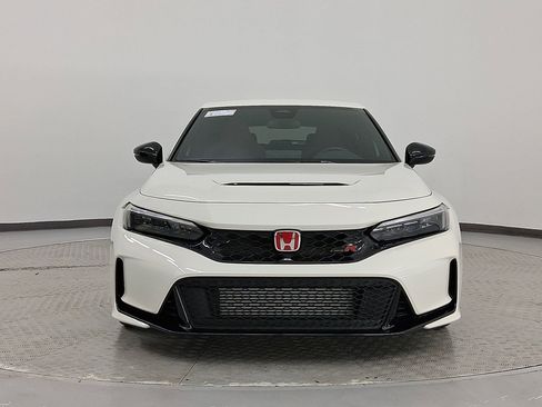 Used 2024 Honda Civic Type R image 6