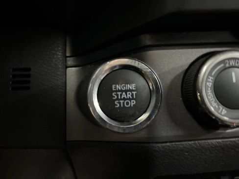 Used 2022 Toyota Tacoma TRD Sport w/ TRD Premium Sport Package AWD/4WD image 17