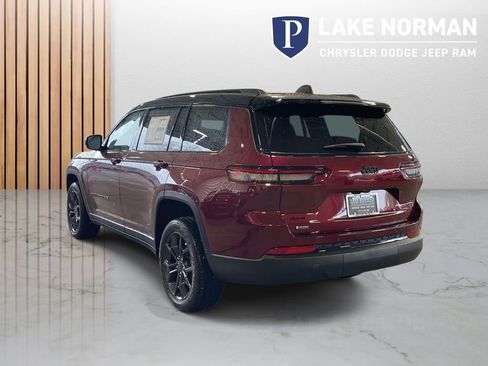 New 2025 Jeep Grand Cherokee L Limited image 6