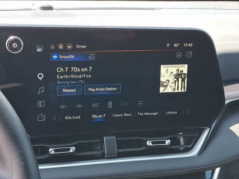 Used 2025 Chevrolet Equinox LT AWD/4WD image 16