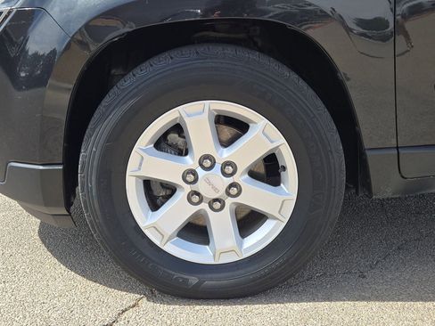 Used 2015 GMC Acadia SLE AWD/4WD image 11
