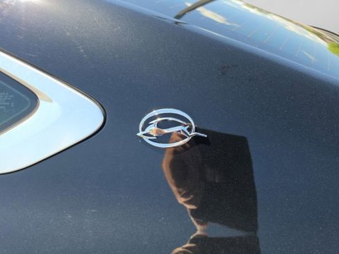 Used 2020 Chevrolet Impala LT FWD image 33