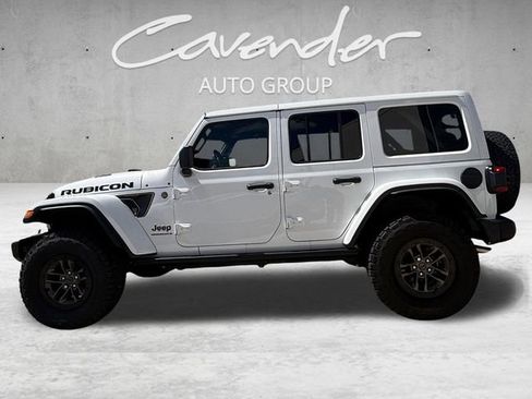 Used 2025 Jeep Wrangler Unlimited Rubicon 392 AWD/4WD image 13
