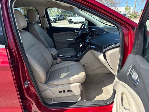 Used 2016 Ford Escape Titanium image 26