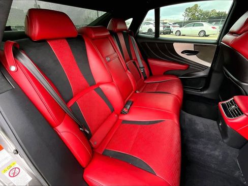 Used 2018 Lexus LS 500 F Sport w/ Accessory Package (Z2) image 19