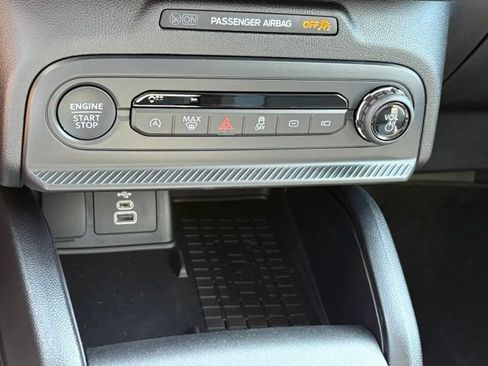 Used 2025 Ford Bronco Sport Outer Banks AWD/4WD image 17