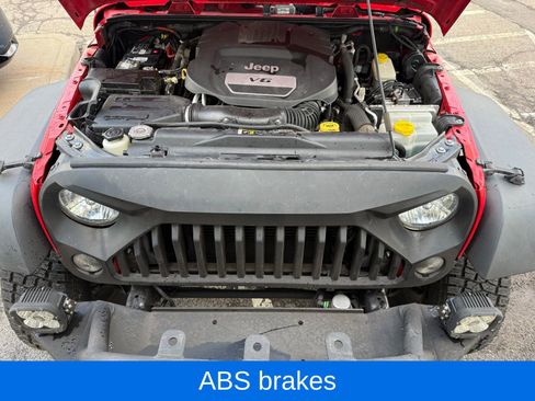 Used 2018 Jeep Wrangler Unlimited Sport S image 29