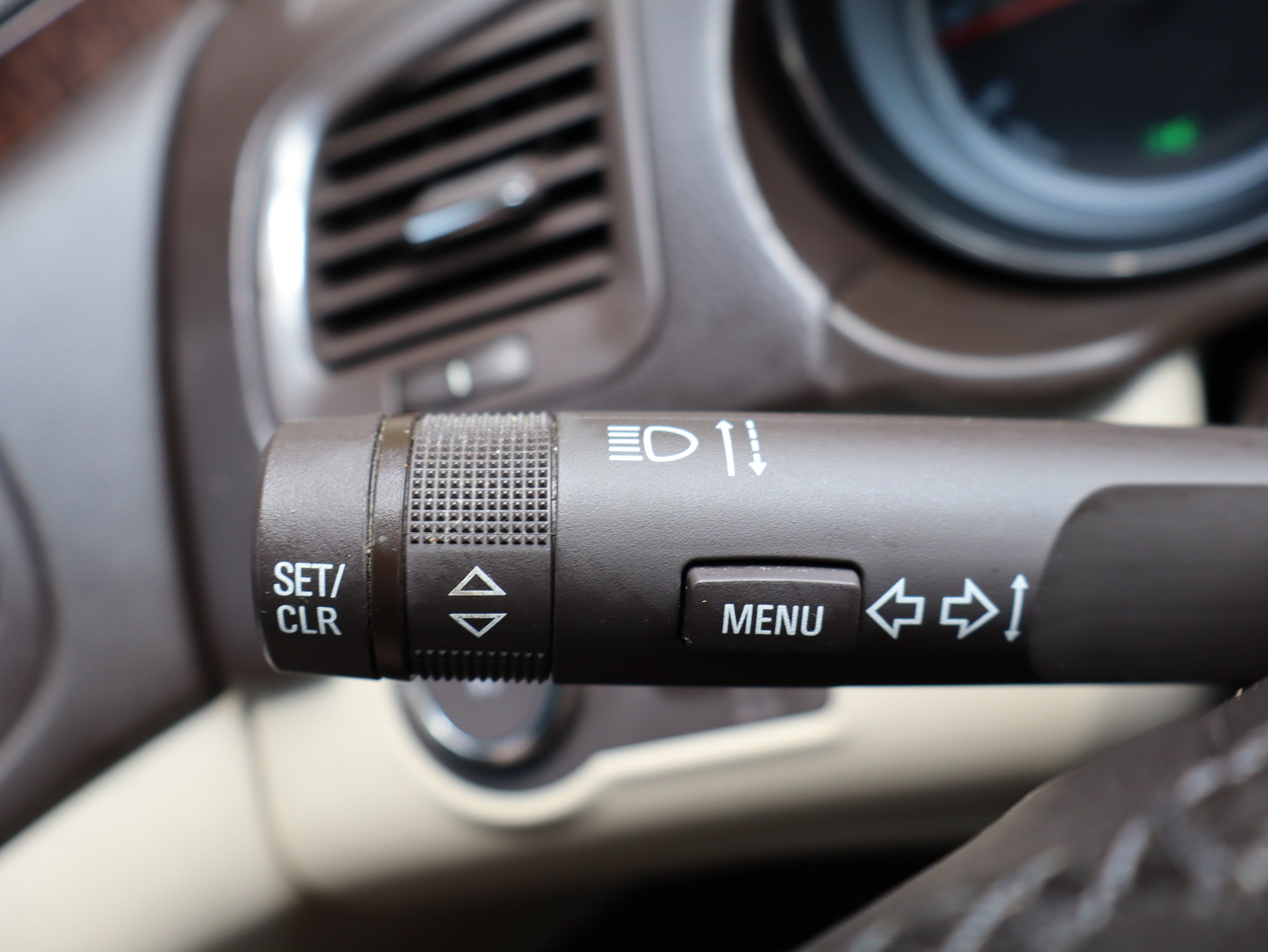 Used 2012 Buick Regal Premium FWD image 31