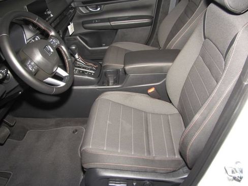 Certified 2025 Honda CR-V Sport image 9