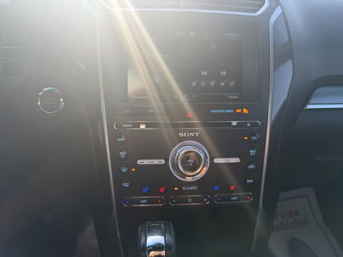 Used 2016 Ford Explorer Sport w/ Equipment Group 401A image 15