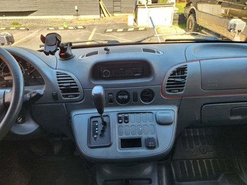 Used 2006 Dodge Sprinter 2500 w/ PWR Convenience Group RWD image 43