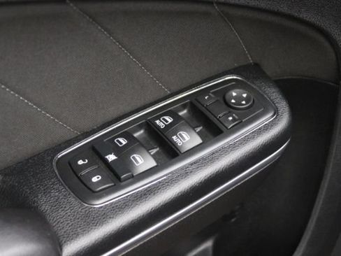 Used 2016 Dodge Charger R/T w/ Driver Confidence Group RWD image 14