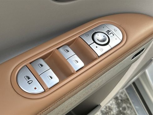 New 2024 Hyundai Ioniq 5 Limited image 17