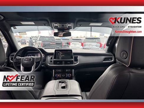 Used 2023 GMC Yukon SLT image 35