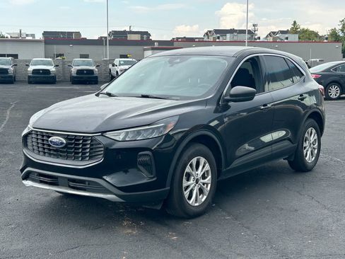 Used 2024 Ford Escape Active AWD/4WD image 8