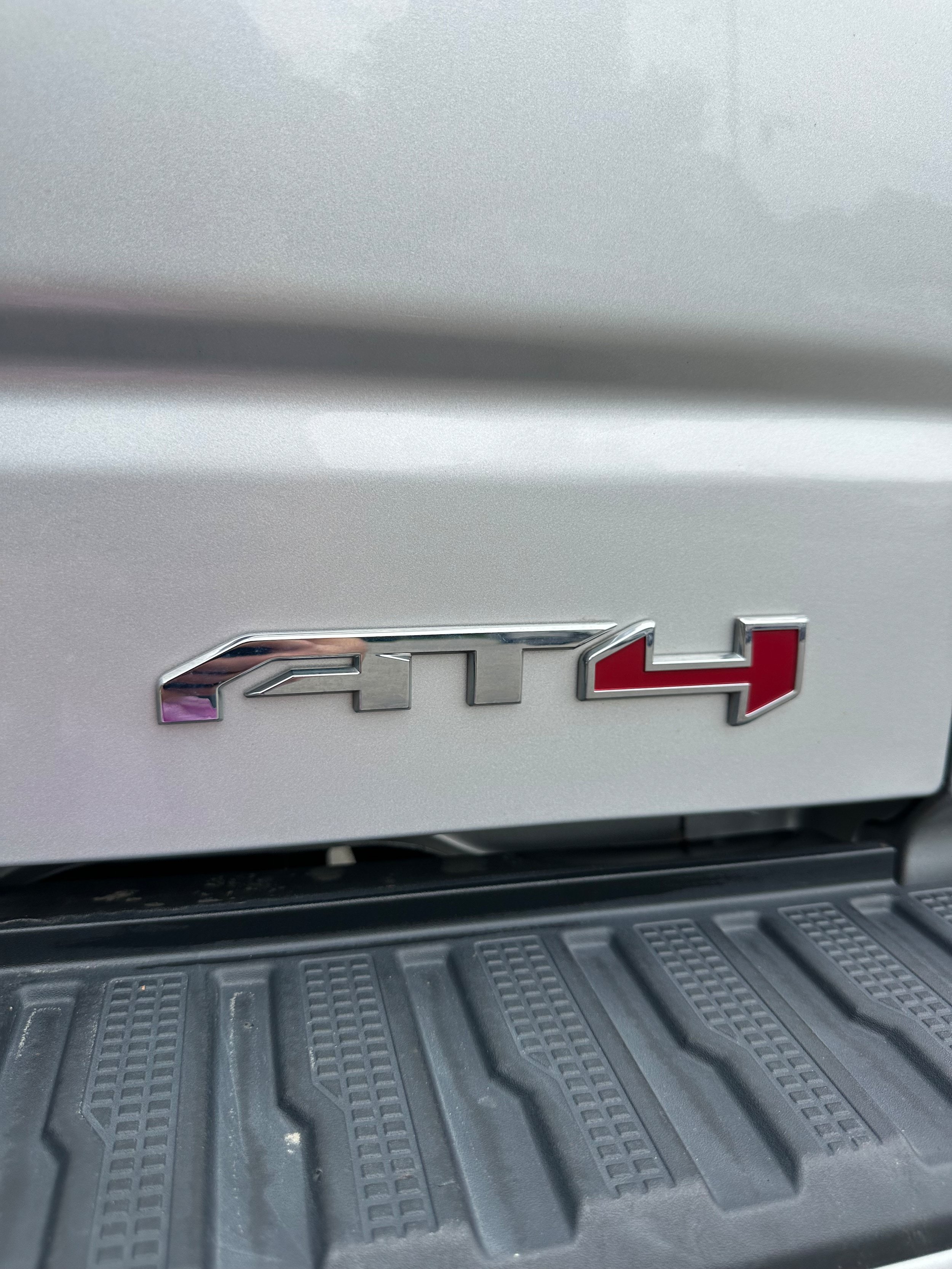 Used 2022 GMC Sierra 1500 AT4 w/ AT4 Premium Package AWD/4WD image 29