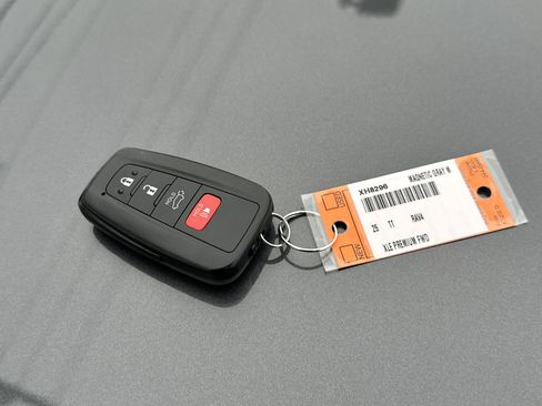 Certified 2025 Toyota RAV4 XLE Premium image 36