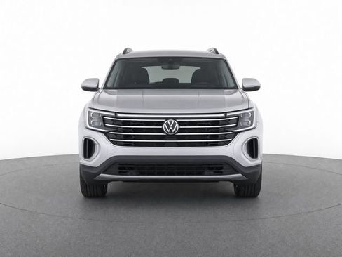 Used 2025 Volkswagen Atlas SE FWD image 5