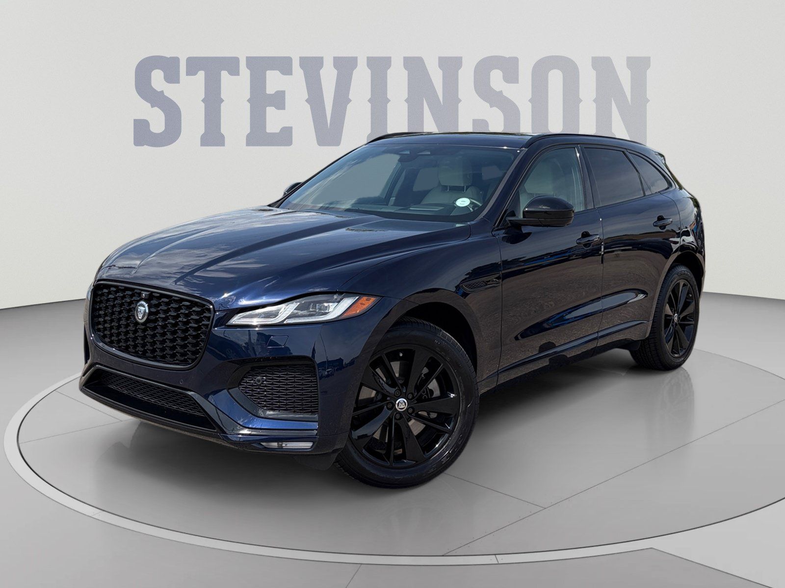 Used 2026 Jaguar F-PACE R-Dynamic S AWD/4WD image 1