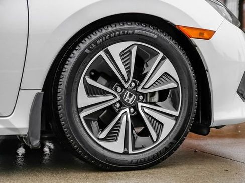 Used 2018 Honda Civic EX-T image 60