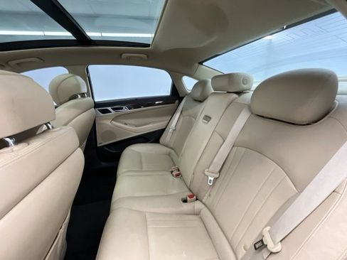 Used 2016 Hyundai Genesis 3.8 w/ Option Group 02 image 6
