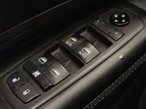 Used 2021 Dodge Durango SXT RWD image 27