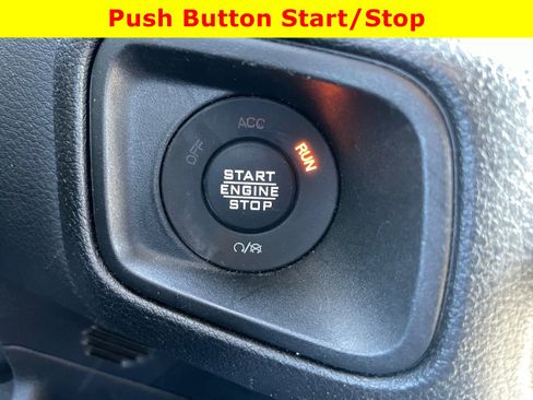 Used 2024 Jeep Wrangler Unlimited w/ Convenience Group AWD/4WD image 31