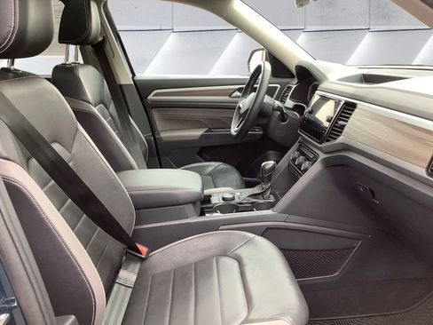 Used 2021 Volkswagen Atlas SEL Premium w/ MDO Package (Bench Seat) image 13