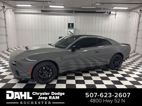 Used 2026 Dodge Charger Scat Pack w/ Blacktop Package AWD/4WD image 1