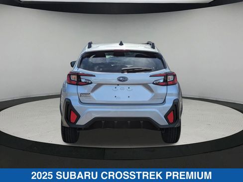 Certified 2025 Subaru Crosstrek 2.0i Premium image 5