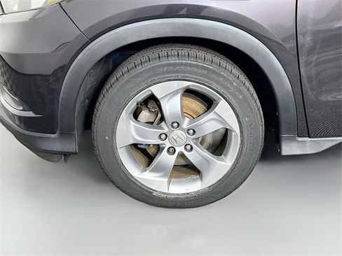 Used 2017 Honda HR-V LX image 23