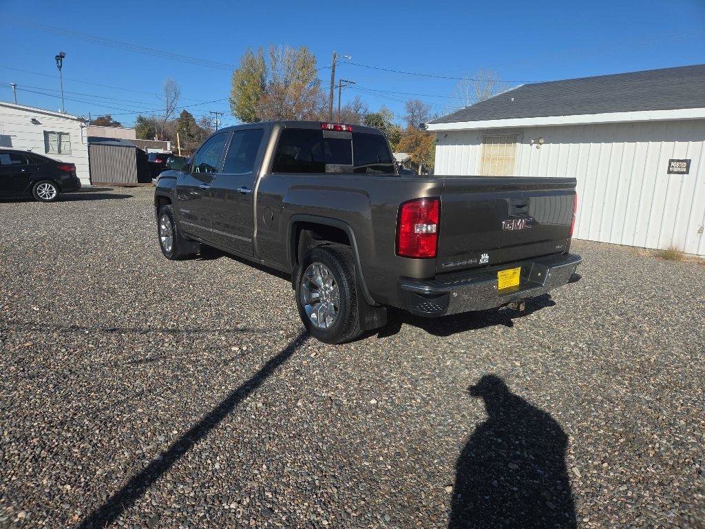 Used 2014 GMC Sierra 1500 SLT w/ SLT Crew Cab Value Package AWD/4WD image 3
