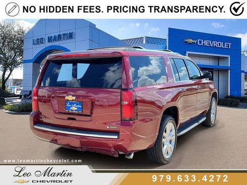 Used 2017 Chevrolet Suburban Premier RWD image 3