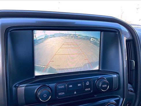 Used 2018 Chevrolet Silverado 1500 High Country image 22