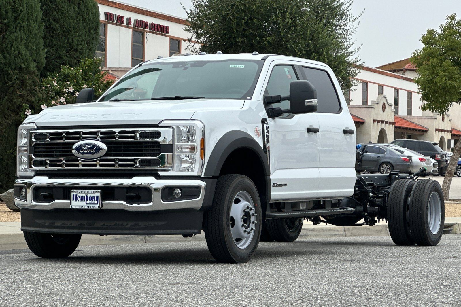 New 2026 Ford F450 XL w/ XL Chrome Package RWD image 8