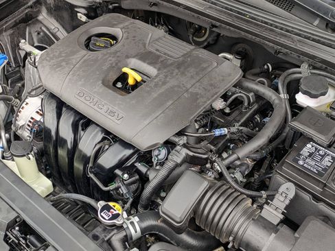 Used 2023 Kia Forte LXS w/ LXS Technology Package FWD image 23