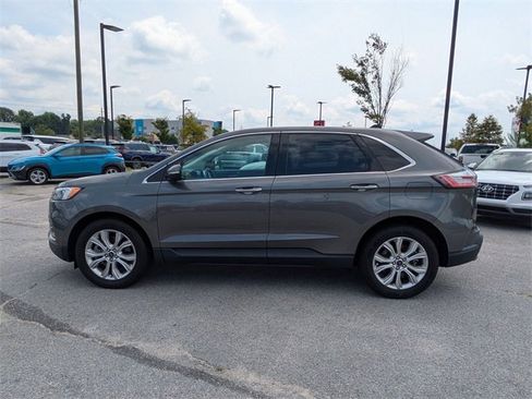 Used 2022 Ford Edge Titanium image 6