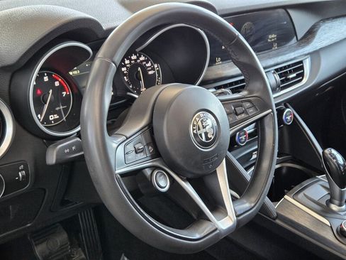 Used 2019 Alfa Romeo Stelvio AWD w/ Nero Edizione image 26