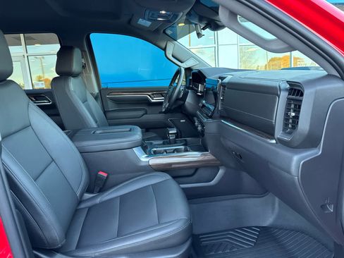 Certified 2022 Chevrolet Silverado 1500 LT Trail Boss w/ LT Trail Boss Premium Package image 4