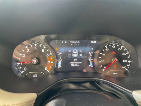 Used 2023 Jeep Compass Limited AWD/4WD image 34