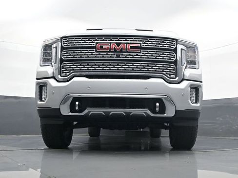 Used 2021 GMC Sierra 2500 Denali w/ Denali Ultimate Package AWD/4WD image 22