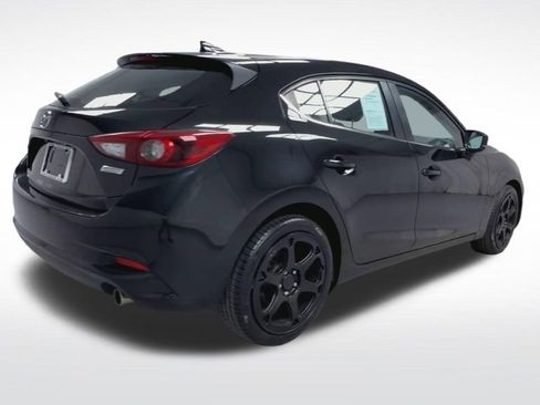 Used 2017 MAZDA MAZDA3 Grand Touring w/ Premium Equipment Package FWD image 23