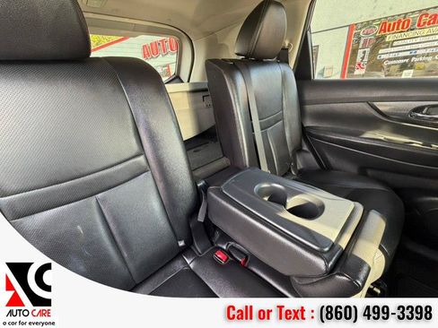 Used 2016 Nissan Rogue SL w/ SL Premium Package AWD/4WD image 12